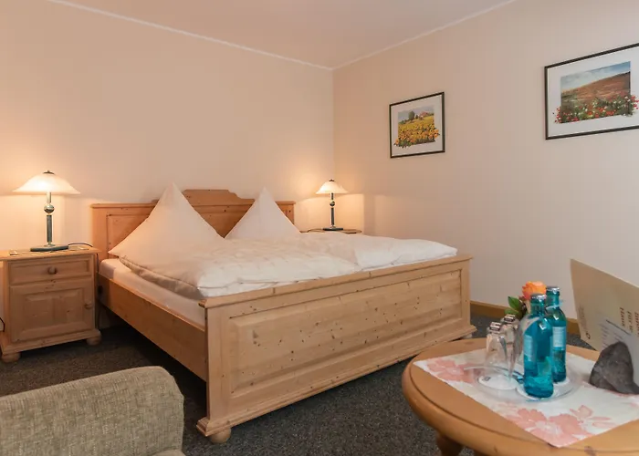 Berggasthof Koitsche Im Naturpark Zittauer Gebirge Guest house Bertsdorf